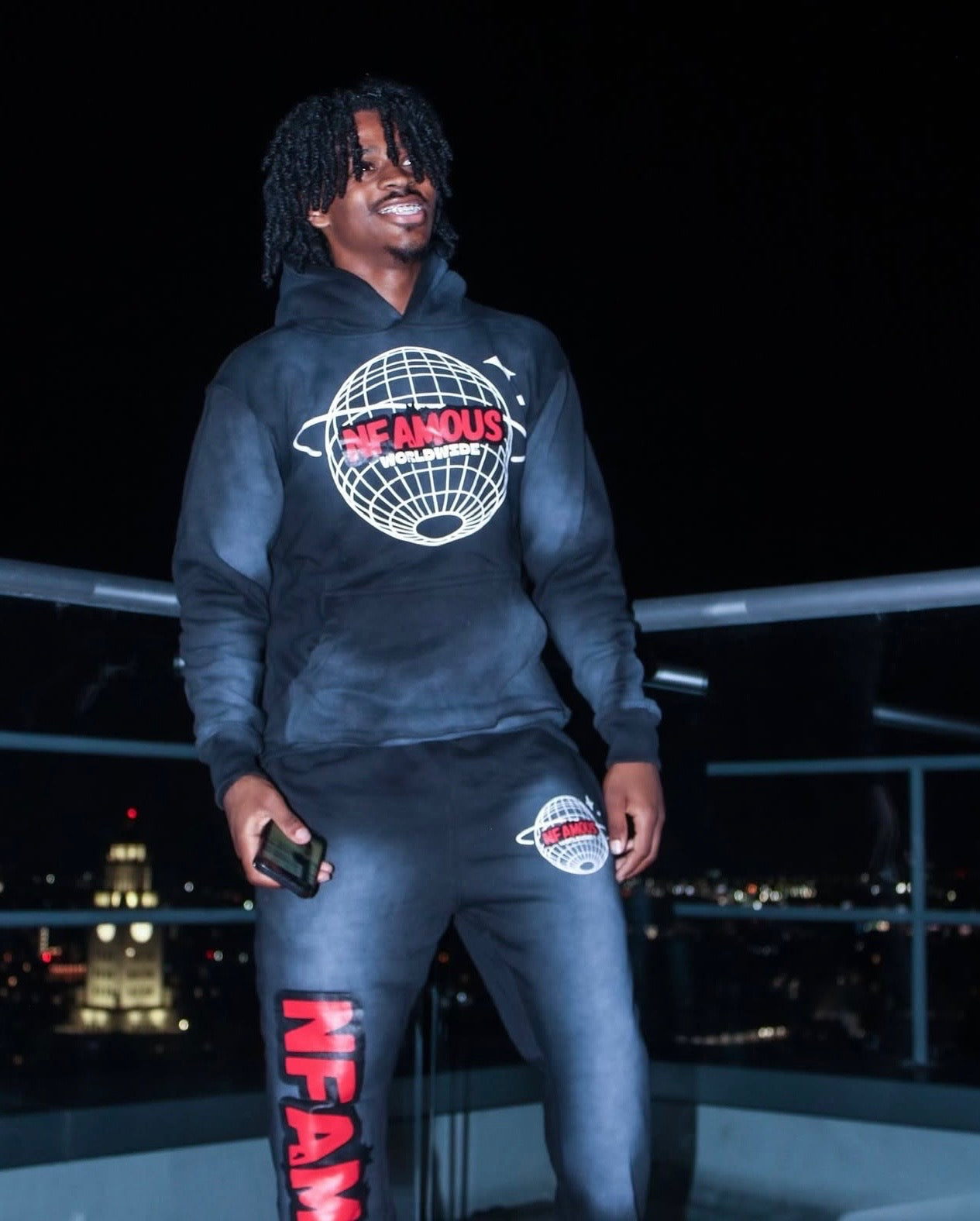 UNLV PULL OVER SWEATSUIT