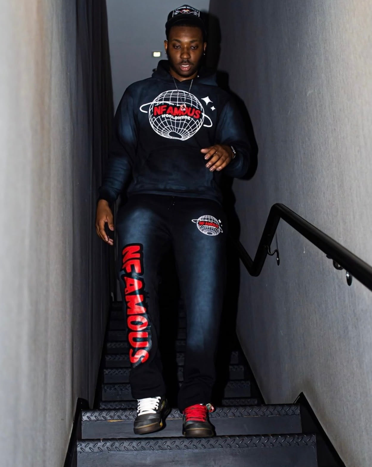 UNLV PULL OVER SWEATSUIT